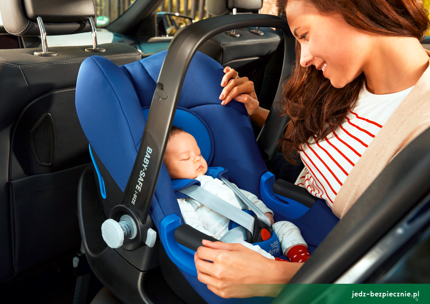 BEZPIECZESTWO DZIECI | Foteliki samochodowe - Britax-Romer Baby Safe i-Size z baz Isofix dla najmodszych dzieci | Britax-Romer Baby Safe i-Size